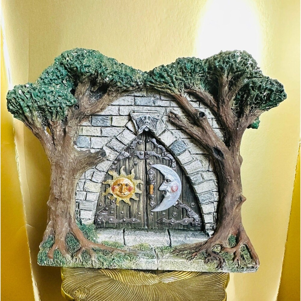 Vintage Clarecraft Fairy Door Figurine - Sun & Moon Tree Portal Made in Suffolk